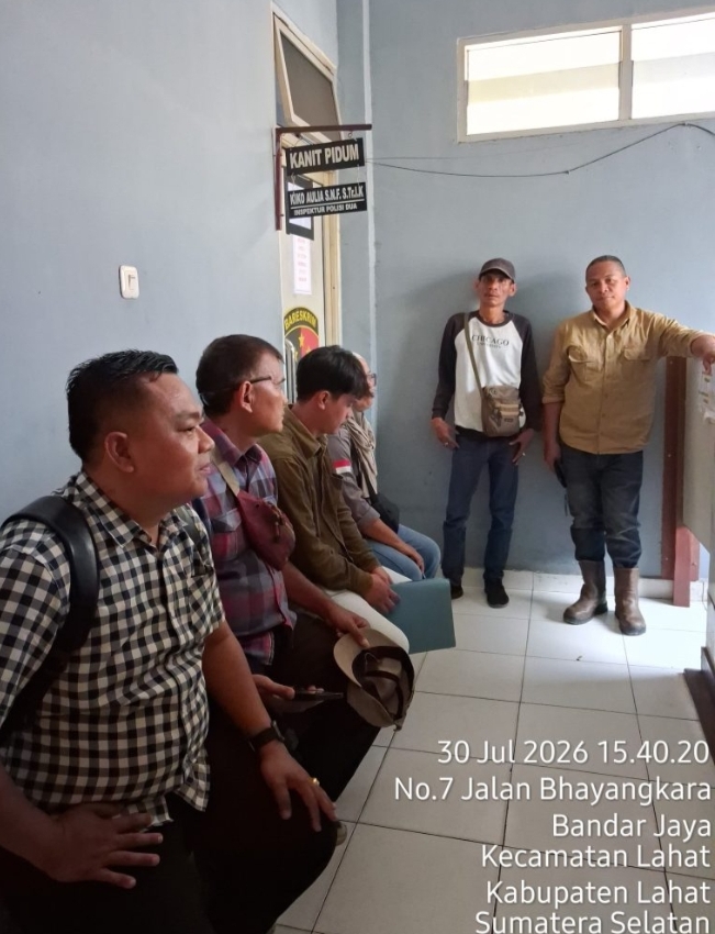 *Akses Jalan ditutup Warga,Karyawan PT. ALR Datangin Polres Lahat,Mintak Perlindungan & Keamanan*