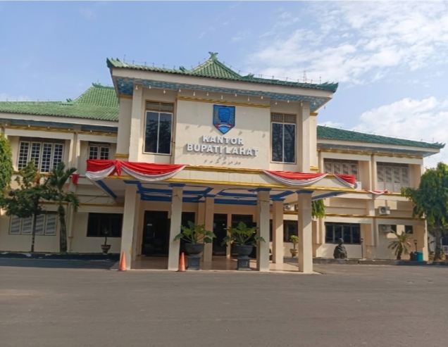 *Pemerintah Kabupaten Lahat Imbau Masyarakat Gelar Shalat Istisqa Minta Hujan*